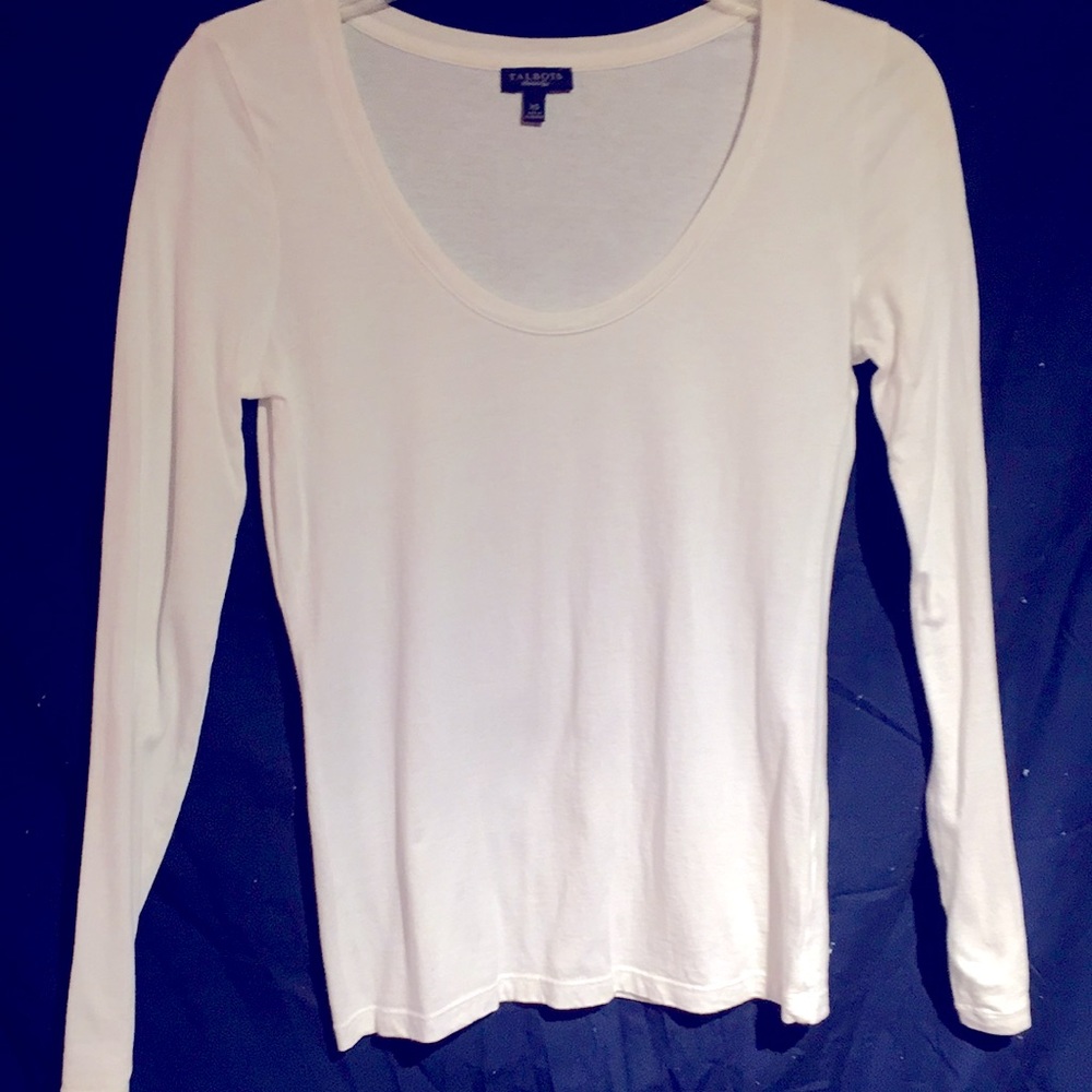 Talbots XS white scoop-necked long sleeve tee